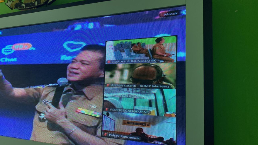 Zoom Meeting Bersama Bupati Bandung